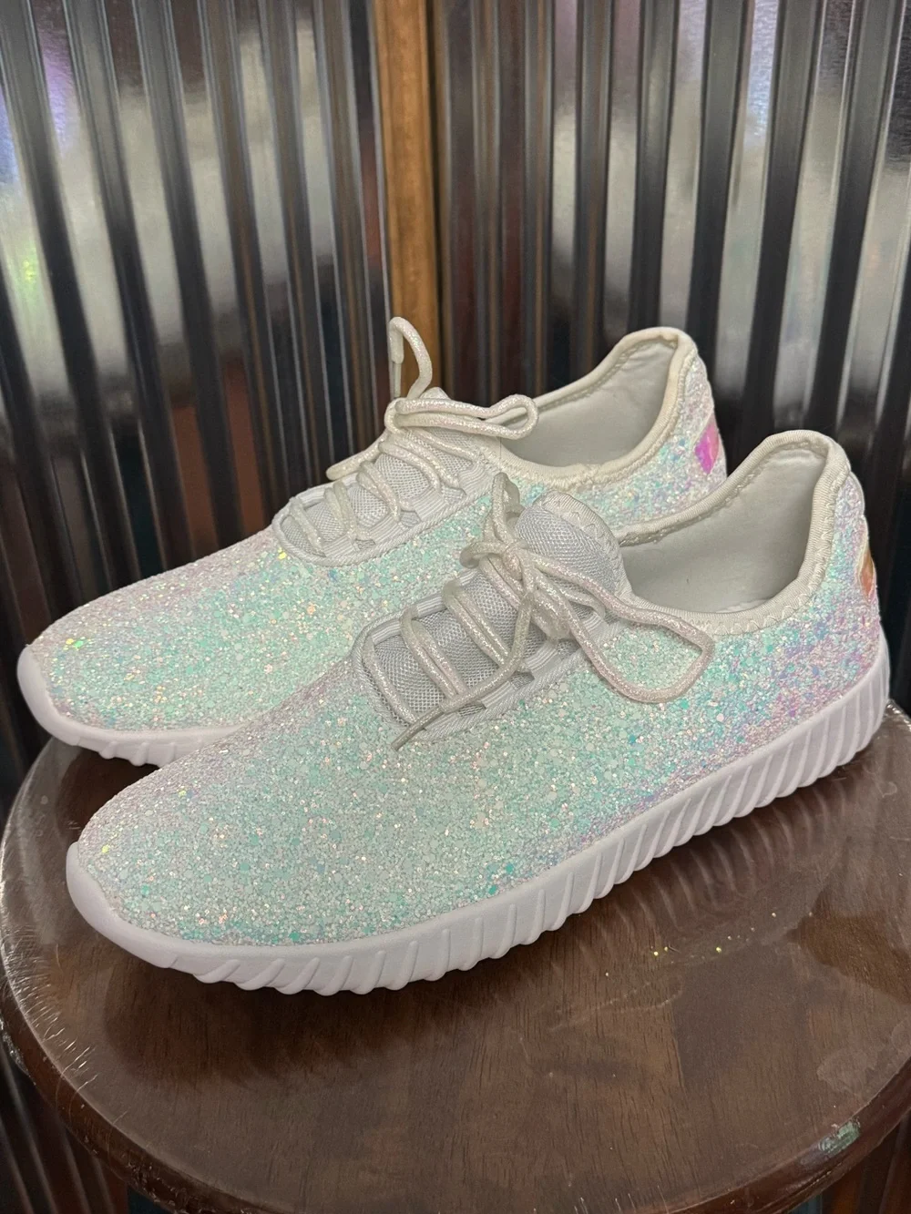 Forever Link Remy-18 White Glitter Light Weight Tennis Shoes -Size 10